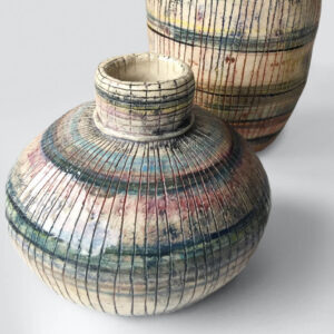 Helle Vase aus Keramik